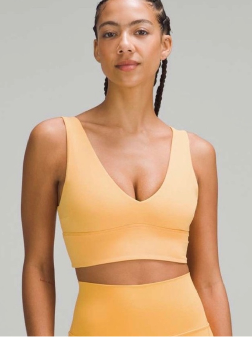Lululemon Align V-Neck Bra C/D
Cup in Mango Dream Size 8